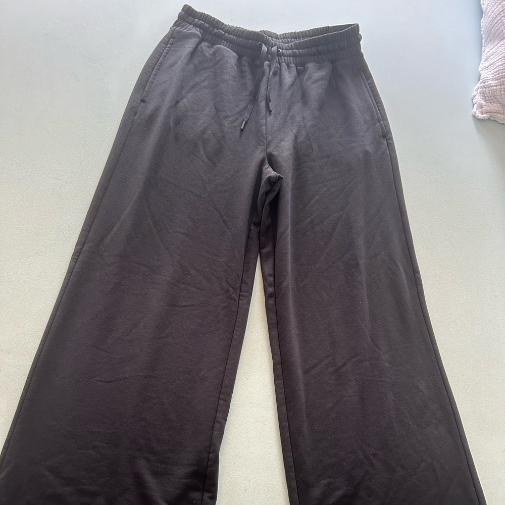 DSG brand women’s wide leg sweatpants